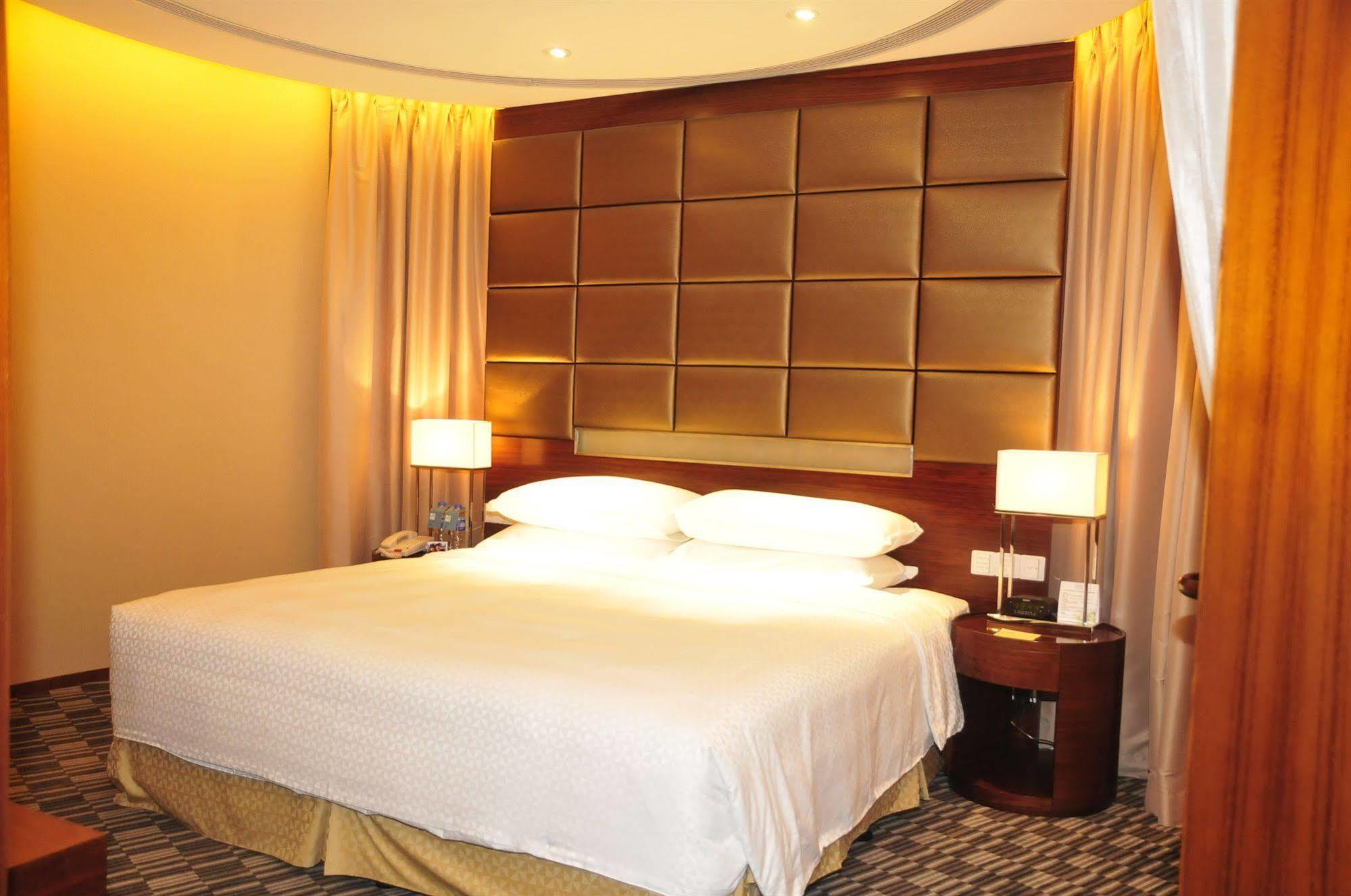 Four Points By Sheraton Taicang Exterior foto